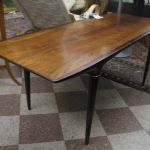 442 4353 COFFEE TABLE